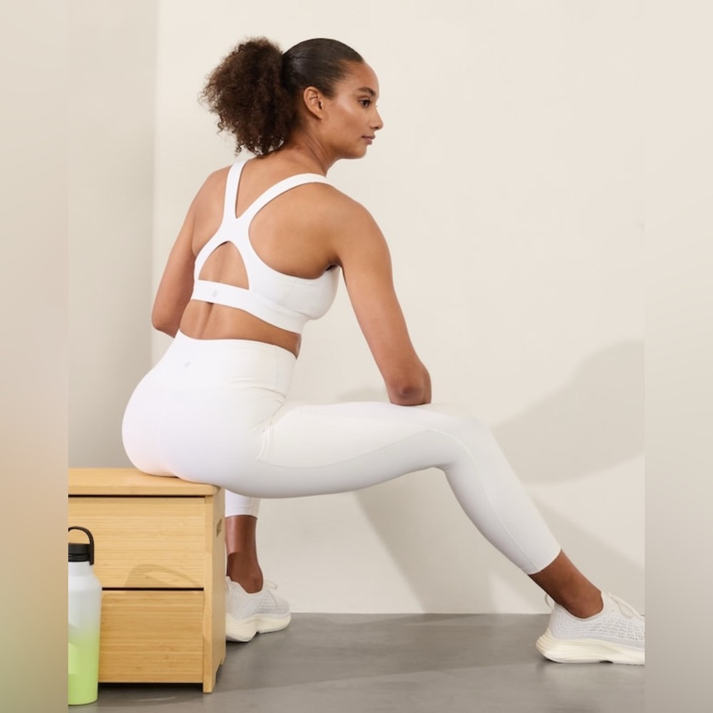 NWT Athleta 1X Interval Bra best for D-DD cups